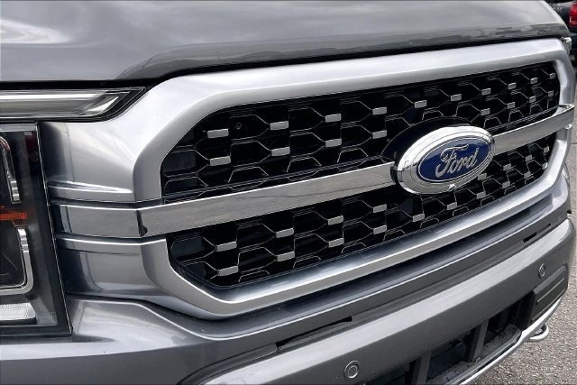 Used 2021 Ford F150 Platinum w/ Equipment Group 701A High AWD/4WD image 31