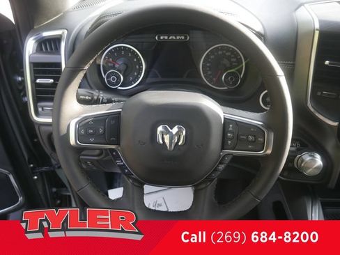 New 2026 RAM 1500 Laramie AWD/4WD image 28