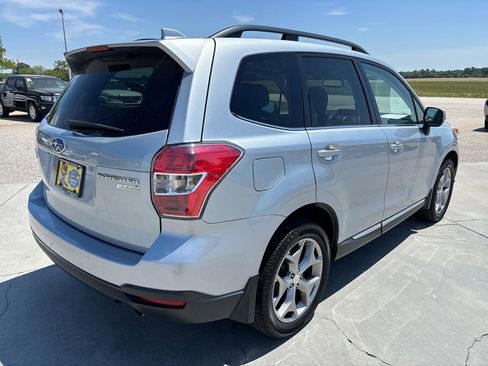Used 2016 Subaru Forester 2.5i Touring w/ Eyesight & Navigation System image 4