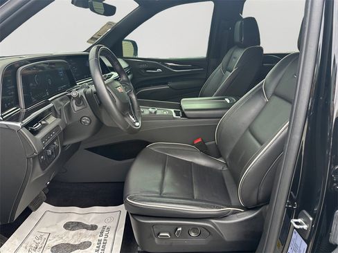 Used 2024 Cadillac Escalade ESV Sport w/ LPO, ONYX Package image 24