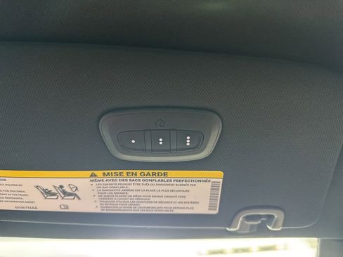 Used 2020 Chrysler Pacifica Limited w/ Advanced Safetytec Group image 26