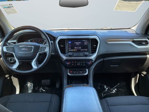 Used 2021 GMC Acadia SLE w/ Driver Convenience Package FWD image 10