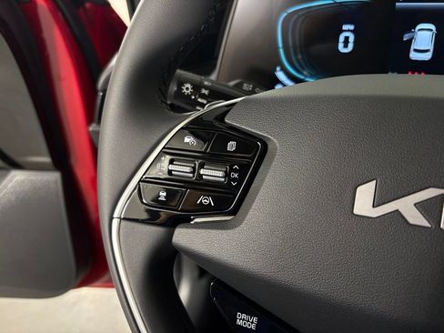 New 2026 Kia Niro EX FWD image 20