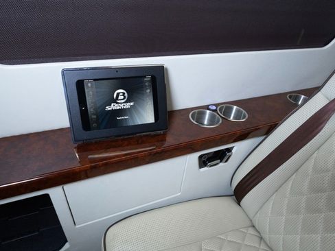 Used 2019 Mercedes-Benz Sprinter 2500 w/ Premium Package image 54