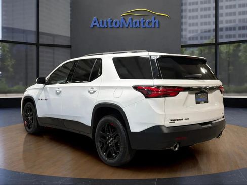 Used 2024 Chevrolet Traverse RS image 9