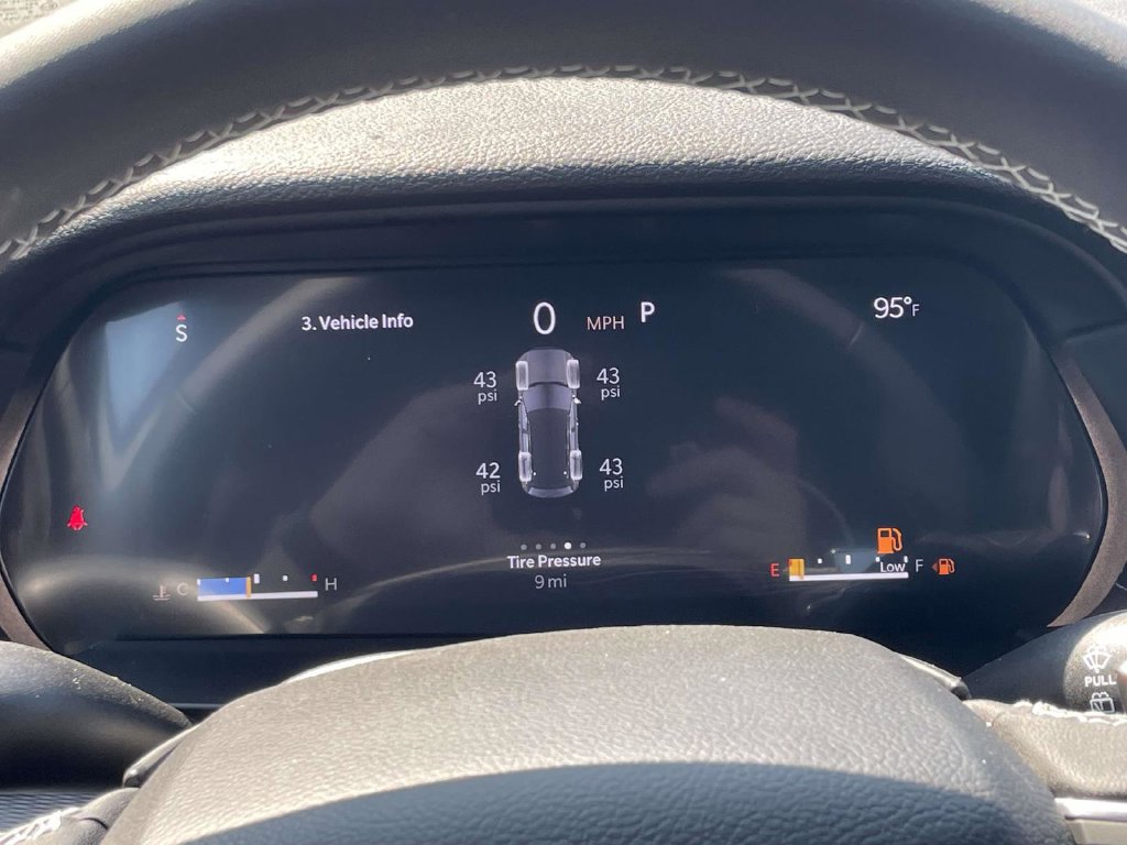 New 2027 Jeep Grand Cherokee Laredo AWD/4WD image 29