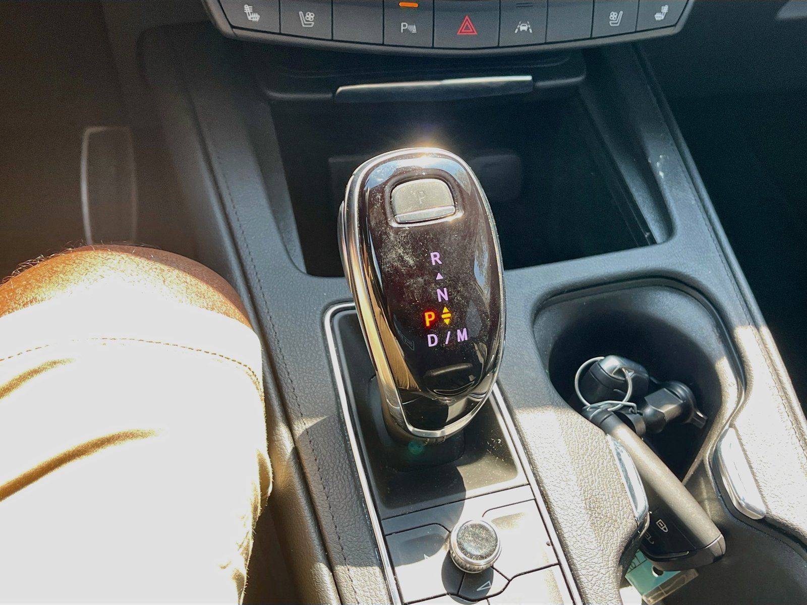 Used 2025 Cadillac XT4 Sport AWD/4WD image 17