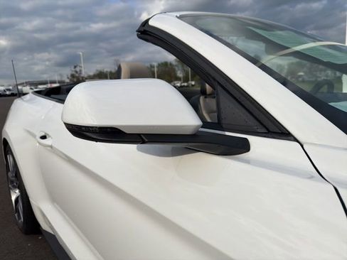 Used 2015 Ford Mustang GT Premium w/ Equipment Group 401A RWD image 9