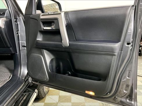 Used 2022 Toyota 4Runner SR5 image 24