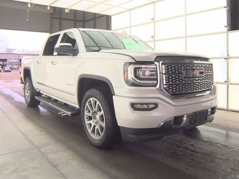 Used 2018 GMC Sierra 1500 Denali image 1