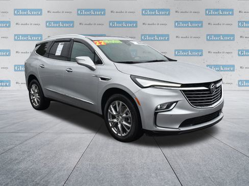 Used 2022 Buick Enclave Essence w/ Experience Buick Package image 3