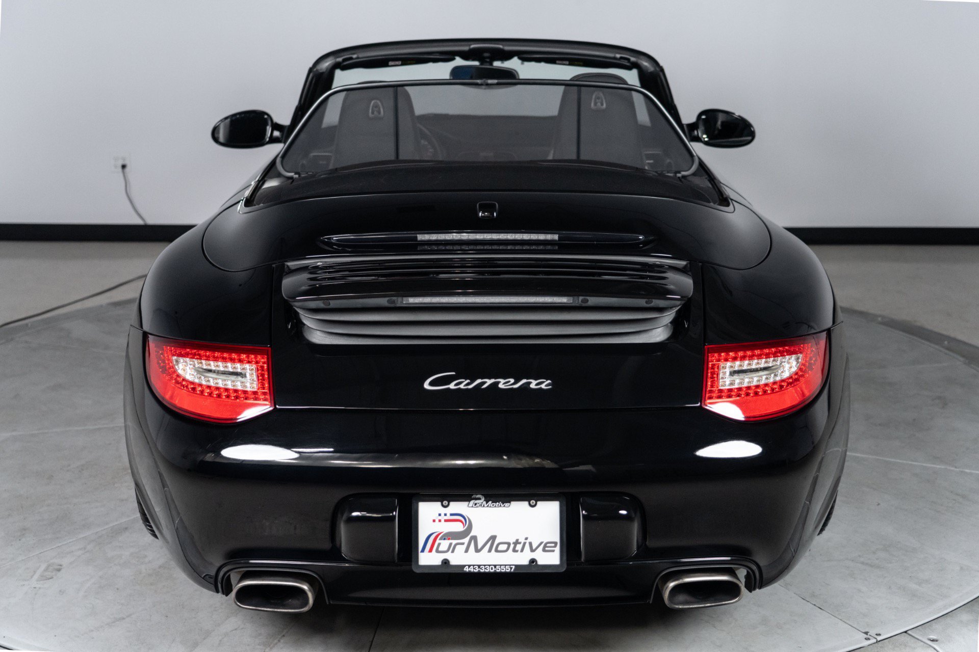 Used 2010 Porsche 911 Cabriolet image 8