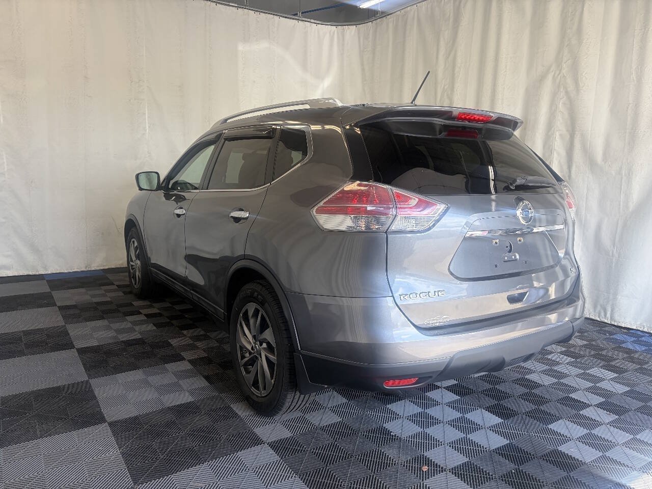 Used 2015 Nissan Rogue SL FWD image 5