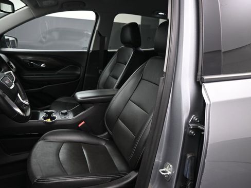 Certified 2023 GMC Terrain SLT image 12