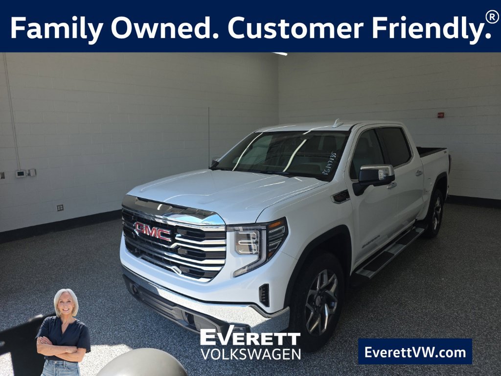 Used 2023 GMC Sierra 1500 SLT w/ SLT Premium Package AWD/4WD image 1