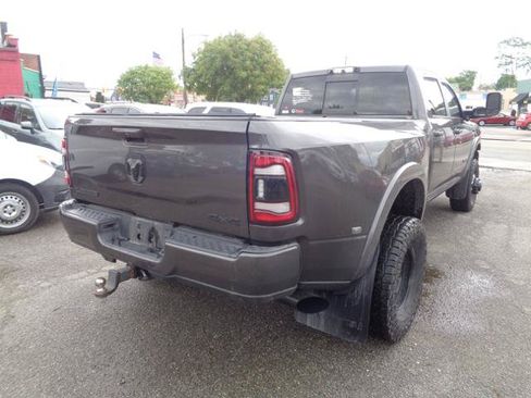 Used 2021 RAM 3500 Laramie w/ Night Edition AWD/4WD image 10