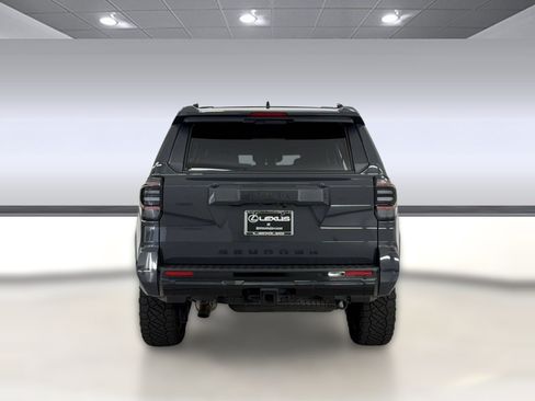 Used 2025 Toyota 4Runner TRD Sport AWD/4WD image 10