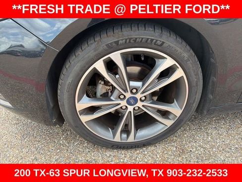 Used 2020 Ford Fusion Titanium image 4