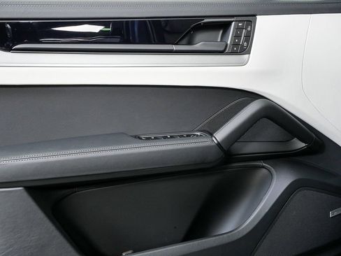 New 2026 Porsche Cayenne AWD image 6