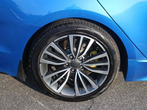 Used 2018 Kia Stinger Premium AWD/4WD image 34