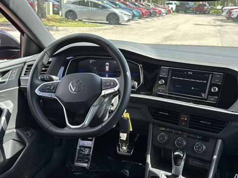 Used 2024 Volkswagen Jetta Sport FWD image 13