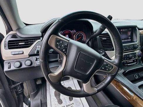 Used 2015 GMC Yukon Denali AWD/4WD image 11