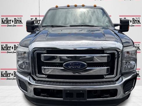 Used 2014 Ford F250 XLT w/ Snow Plow Prep Package AWD/4WD image 3