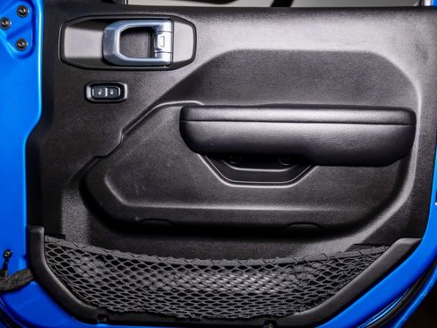 Used 2021 Jeep Wrangler Rubicon image 39