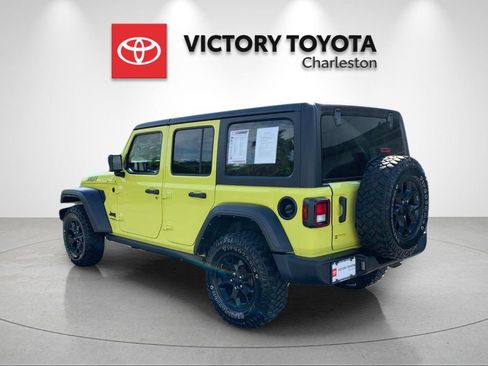 Used 2022 Jeep Wrangler Unlimited Sport AWD/4WD image 3