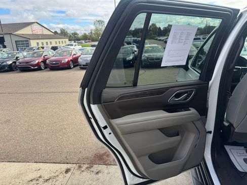 Used 2023 Chevrolet Tahoe LS image 14