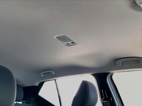 Certified 2023 Nissan Kicks SR FWD image 14