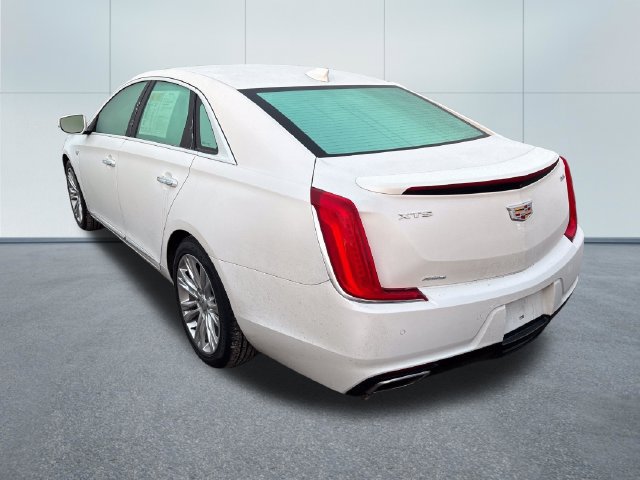 Used 2018 Cadillac XTS Luxury AWD/4WD image 2