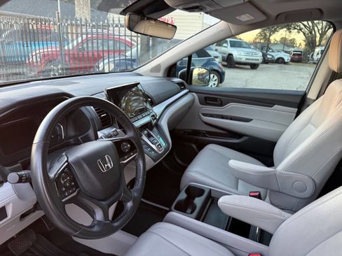 Used 2019 Honda Odyssey EX-L image 17