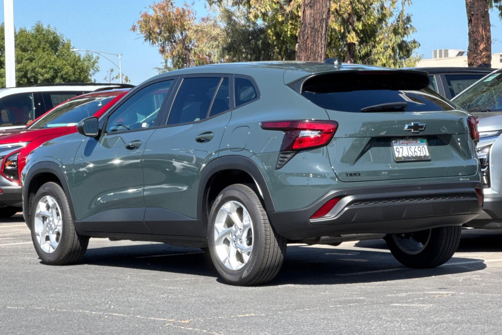 Used 2026 Chevrolet Trax LS w/ LS Convenience Package FWD image 7