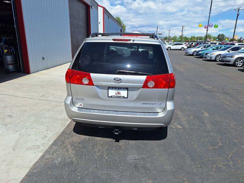 Used 2008 Toyota Sienna LE FWD image 7