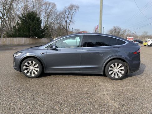 Used 2019 Tesla Model X Long Range AWD/4WD image 4