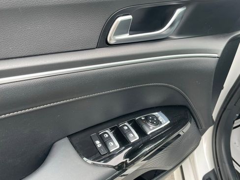 Certified 2025 Kia K5 GT-Line image 11