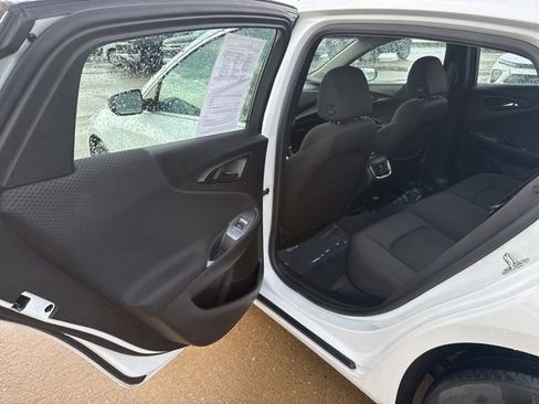 Used 2024 Chevrolet Malibu LT image 33