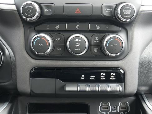 Used 2021 RAM 1500 Big Horn AWD/4WD image 23