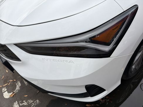 Used 2024 Acura Integra image 6