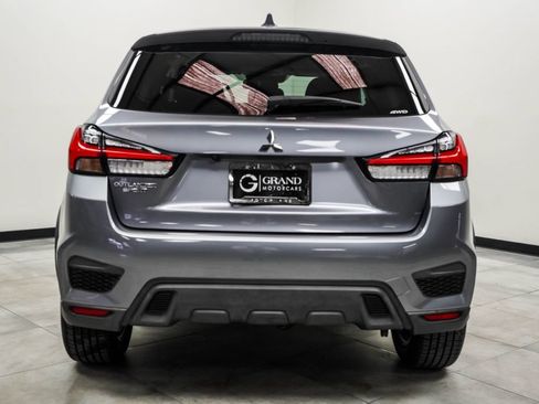 Used 2024 Mitsubishi Outlander Sport ES AWD/4WD image 9