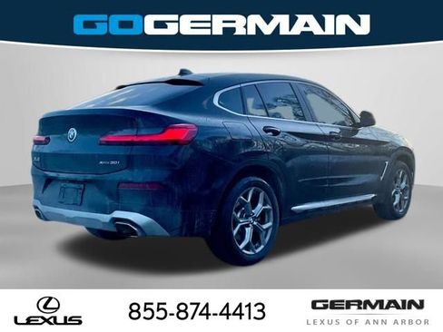 Used 2022 BMW X4 xDrive30i w/ Premium Package 2 image 8
