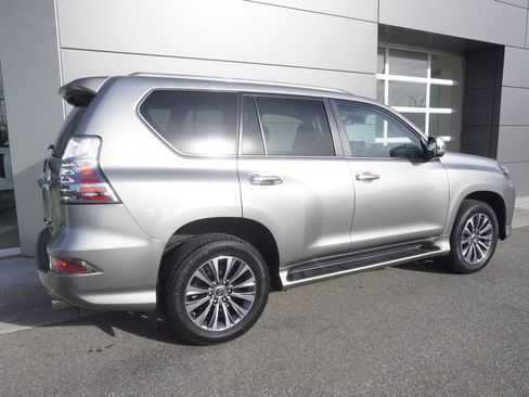 Used 2023 Lexus GX 460 Luxury image 4