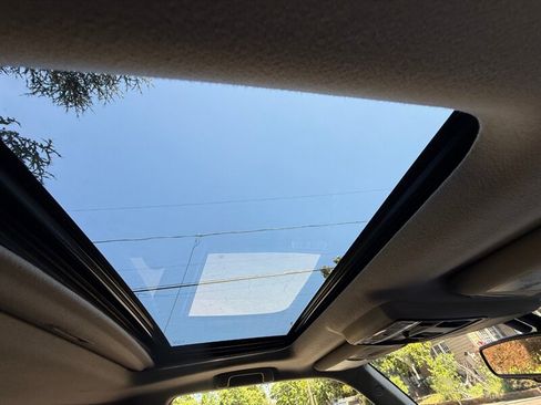 Used 2018 Toyota 4Runner Limited image 10