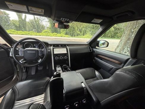 Used 2017 Land Rover Discovery HSE Luxury AWD/4WD image 19