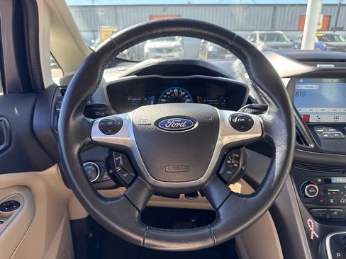 Used 2017 Ford C-MAX Energi SE w/ Equipment Group 401A image 19