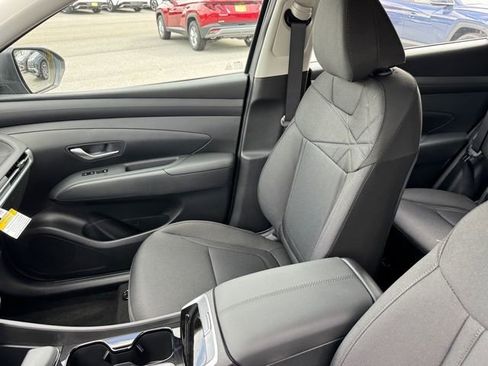 New 2026 Hyundai Tucson SE AWD/4WD image 9