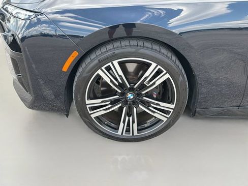 Used 2025 BMW i7 eDrive50 w/ M Sport Package RWD image 14