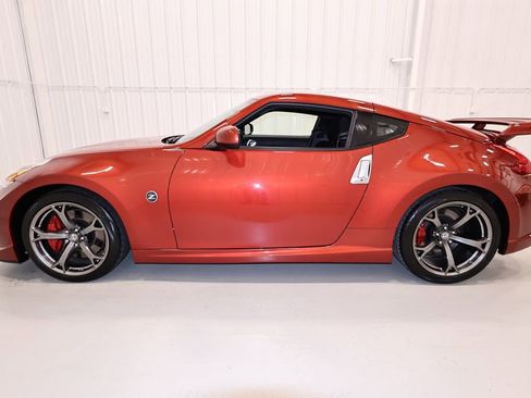 Used 2013 Nissan 370Z NISMO RWD image 6
