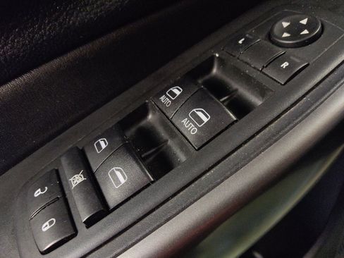 Used 2020 Jeep Cherokee Latitude Lux w/ Quick Order Package 26H Lux image 27